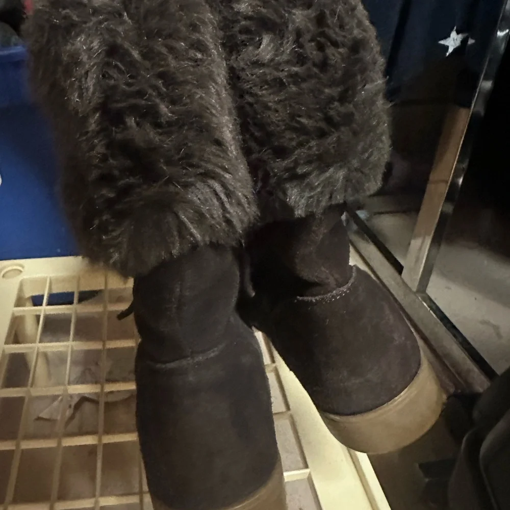 Lands' End Women's Dark Brown Faux‎ Fur Boots